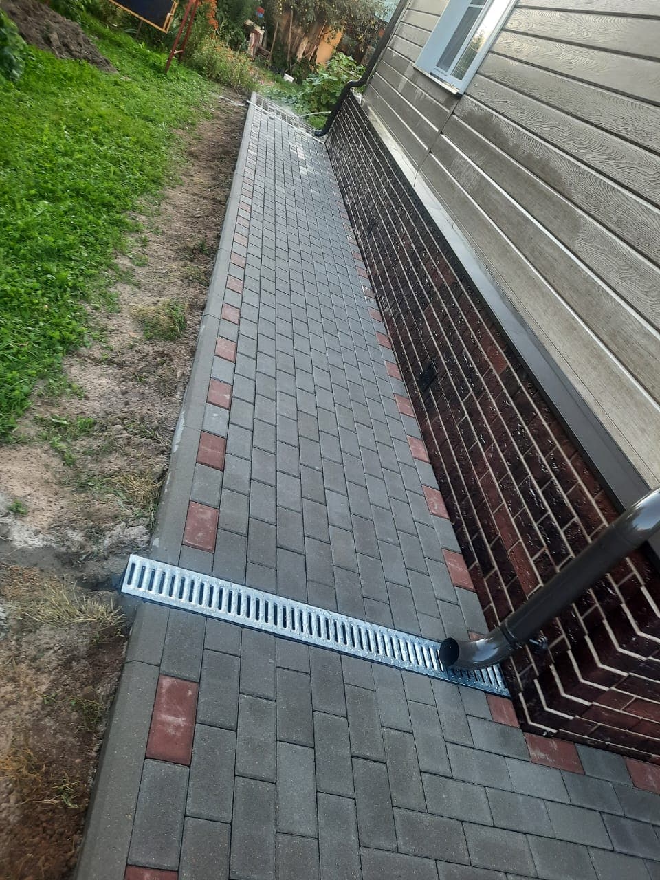 Укладка брусчатки и тротуарной плитки — пример 39